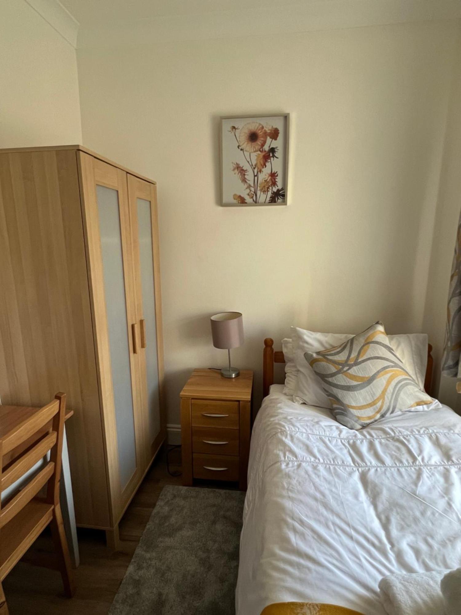 Comfortable Single Room Wembley Park/Stadium لندن المظهر الخارجي الصورة